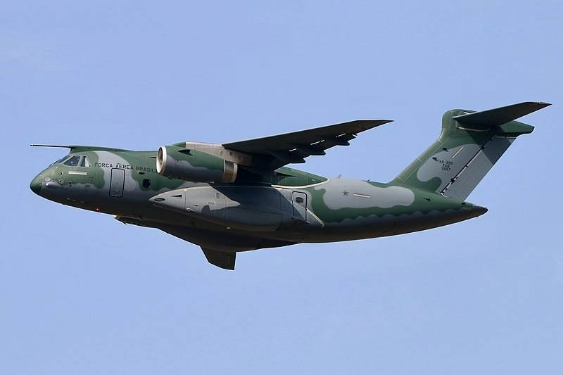 embraer c-390