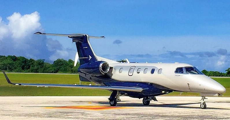 Embraer Phenom 300