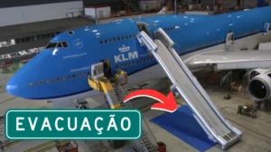 Evacuação de emergência dos aviões