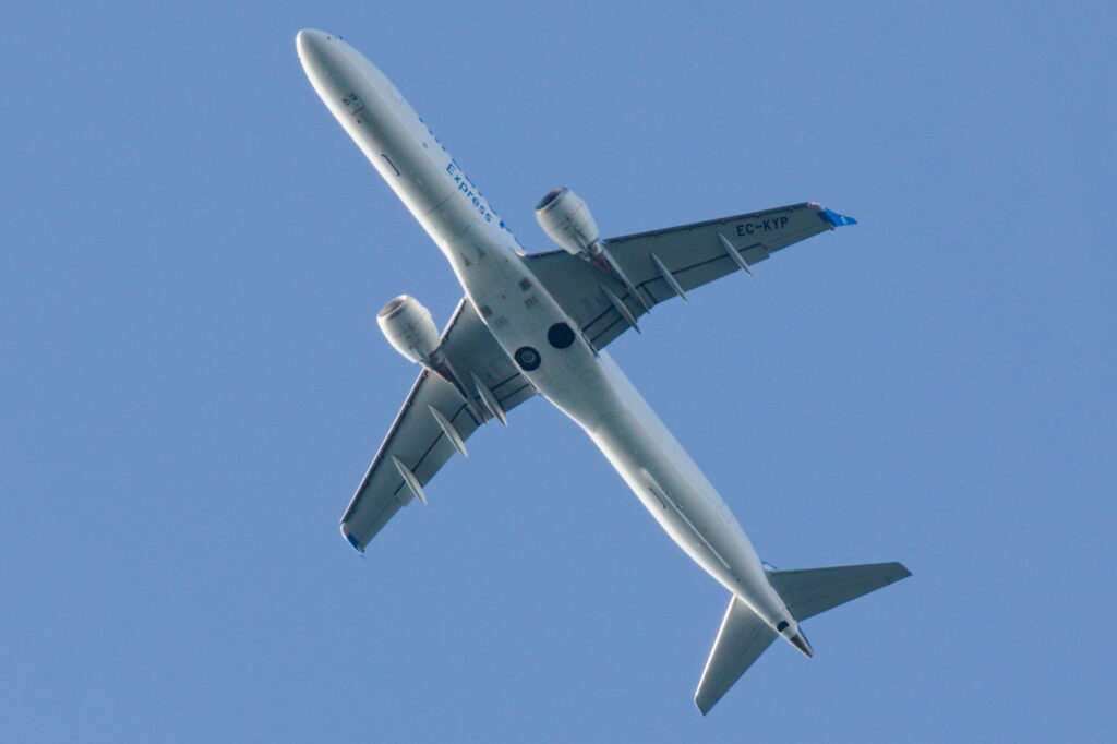Embraer E-Jet E2